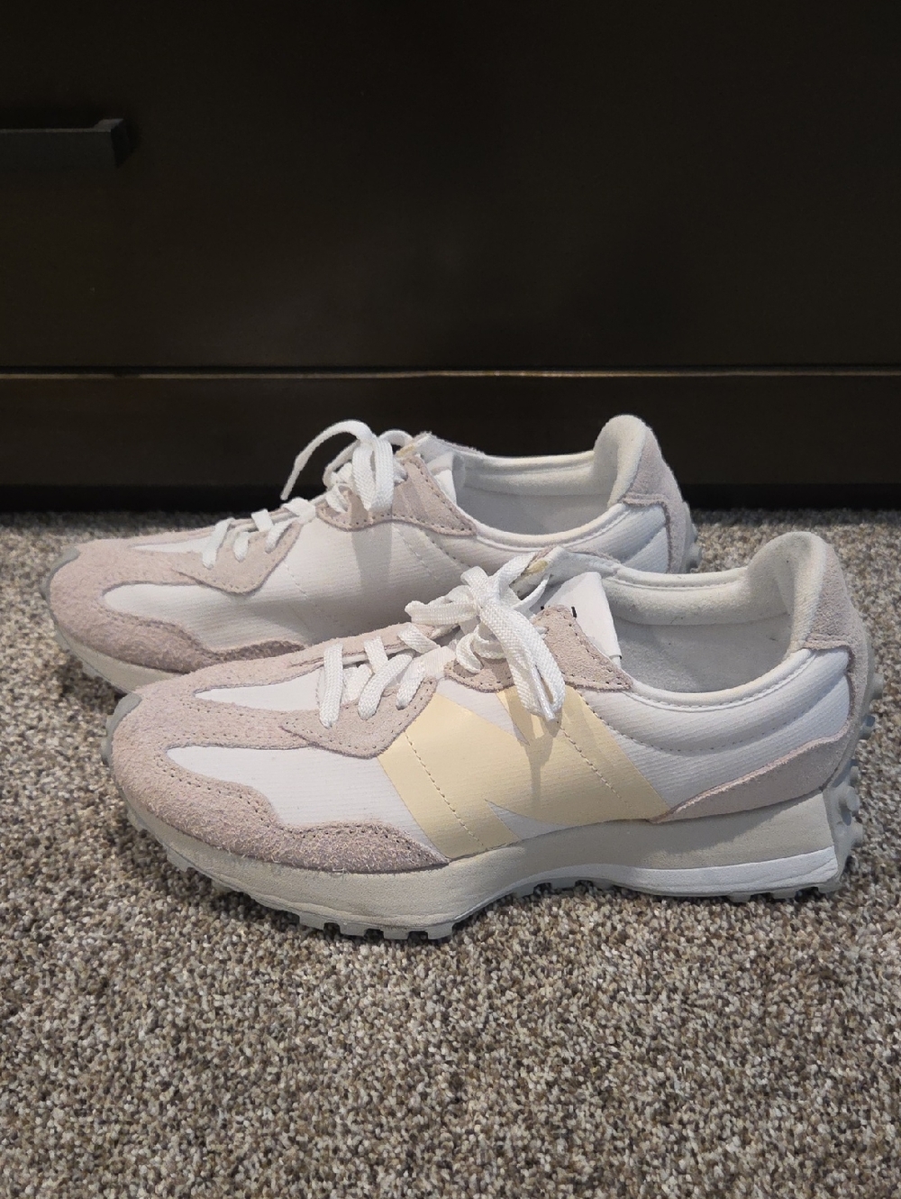 Women's New Balance 327
